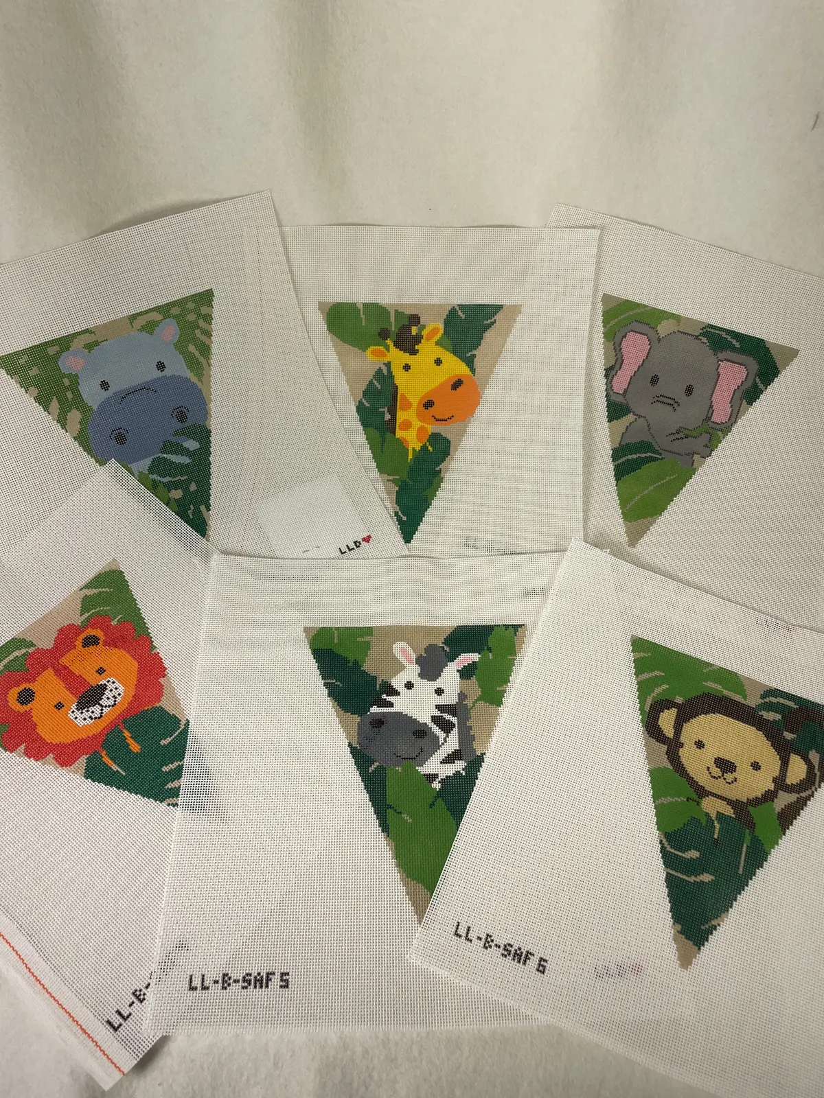 Laura Love Designs Safari Garland 1