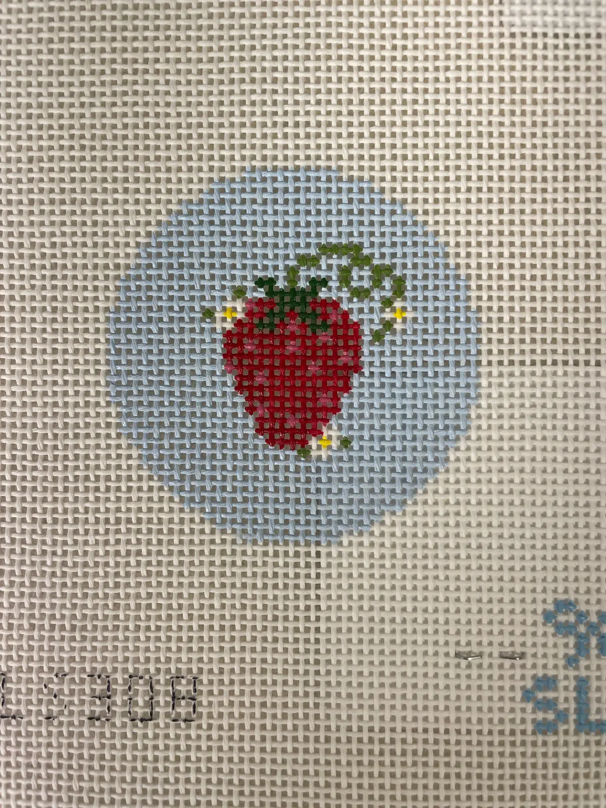 *Sls Needlepoint Sls308 Strawberry On Blue 1