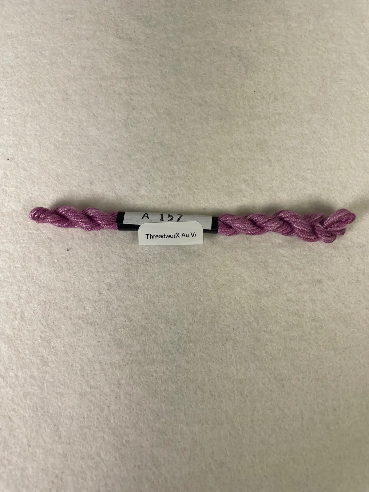 Threadworx Au Ver A Soie O/D Silk- A157 Mauvelous Mayhem 1