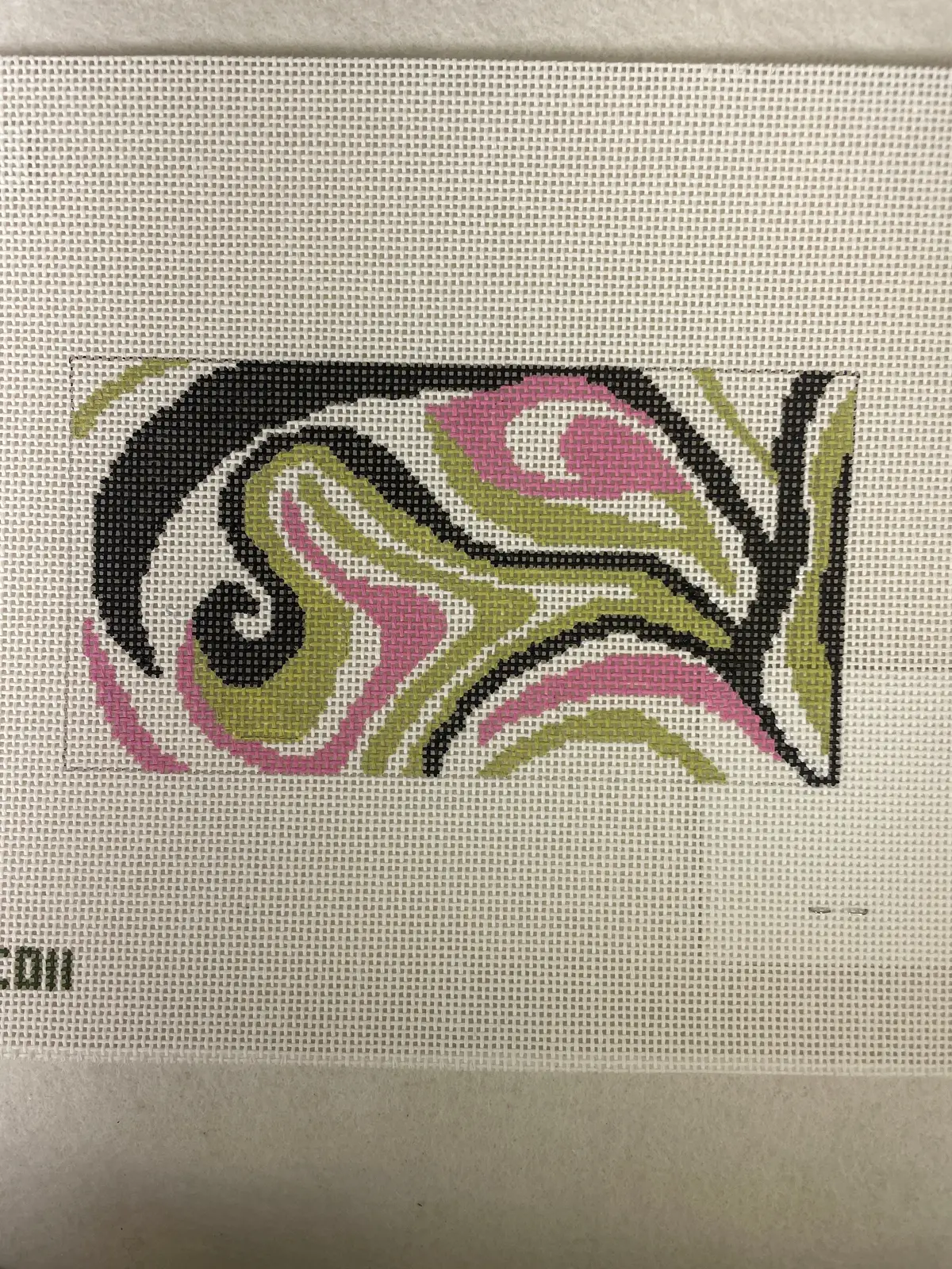 *Elm Tree Needlepoint Designs Ec011 Everyday Clutch Pucci Insert- Lime 1