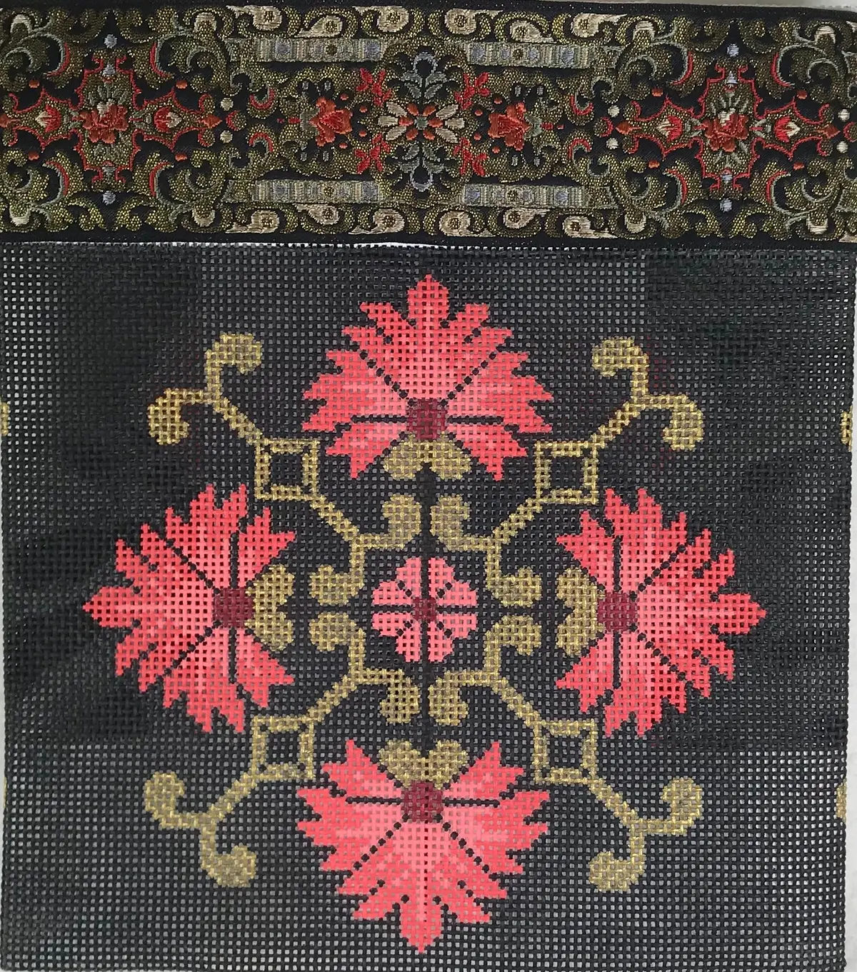 Jp Needlepoint P 088 Flowers With Black & Gold 1
