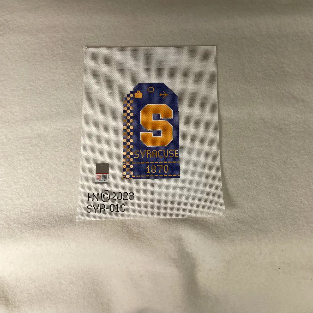* Hedgehog Needlepoint Syracuse Travel Tag 1
