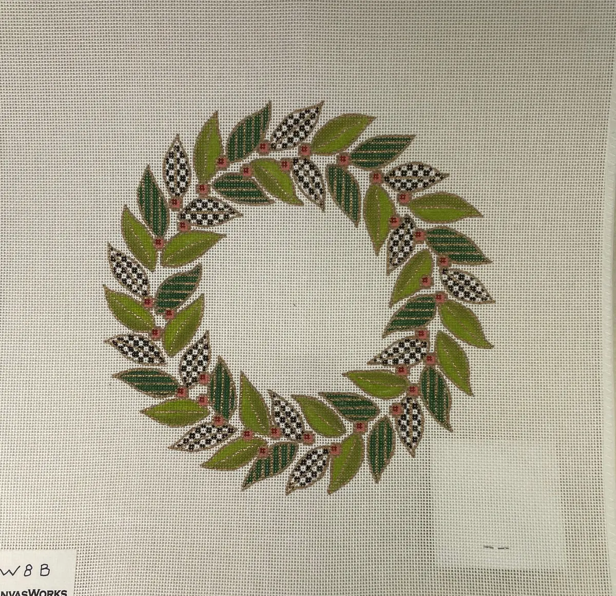 * Canvasworks Traditions W8a Olive Wreath With Patterned Leaves- 18M 1