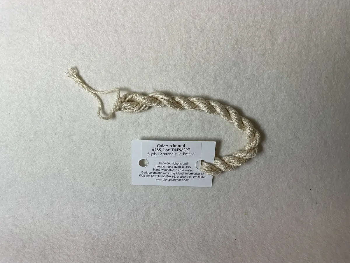 Gloriana Silk Floss 285 Almond 1