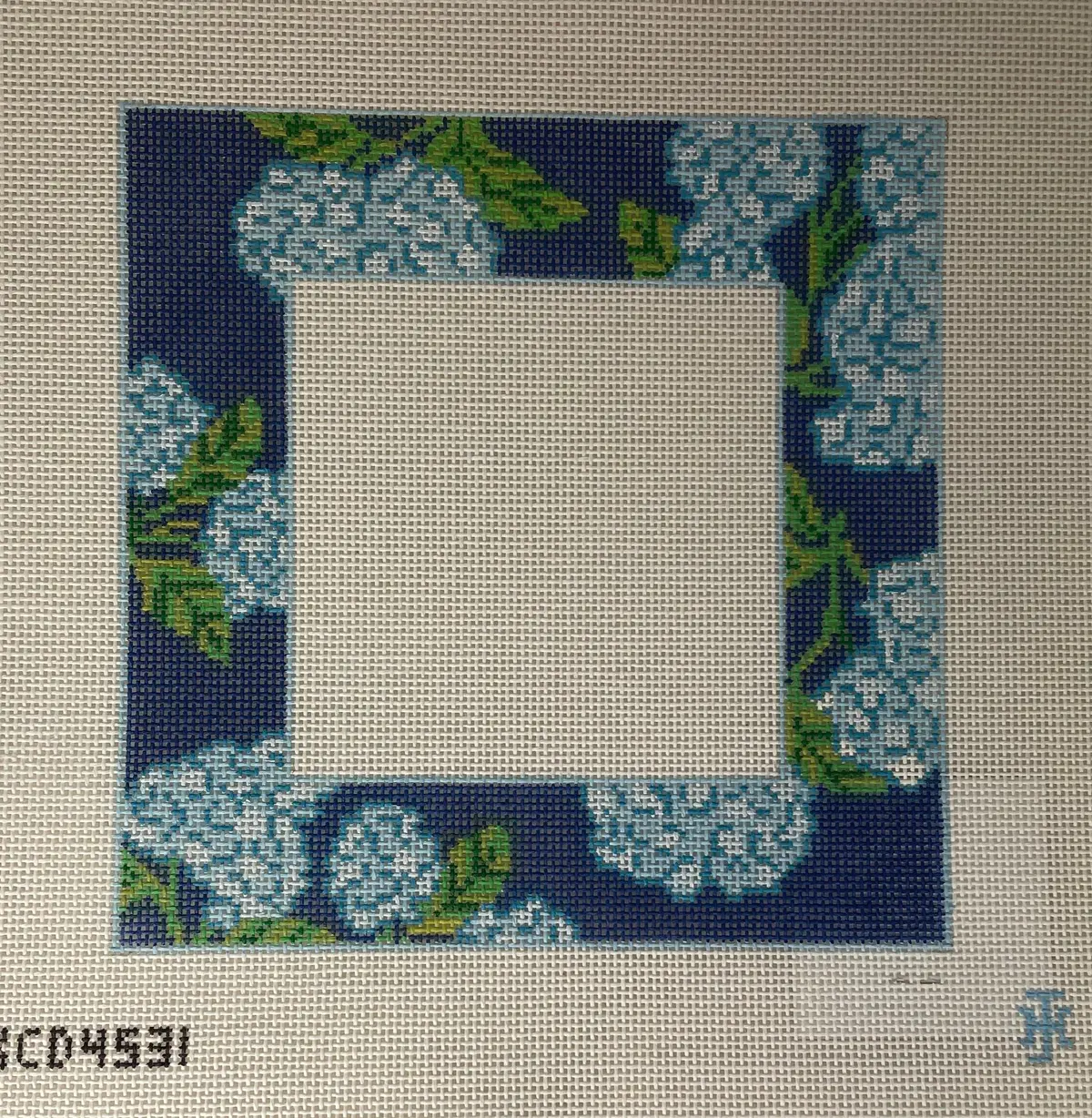 * Jennifer Hall Kcd4531 Blue Floral Pillow Frame 1