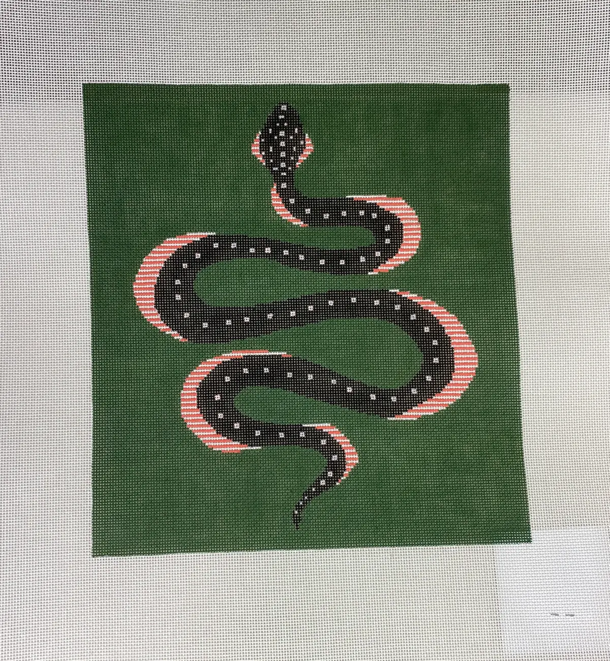 The Plum Stitchery Wh23 Honey Crisp 1