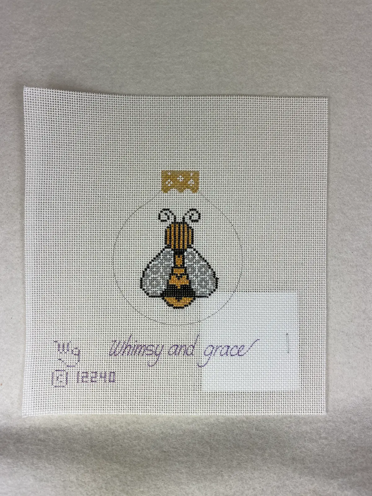 * Whimsy And Grace Wg12240 W-Bee Reflection 1