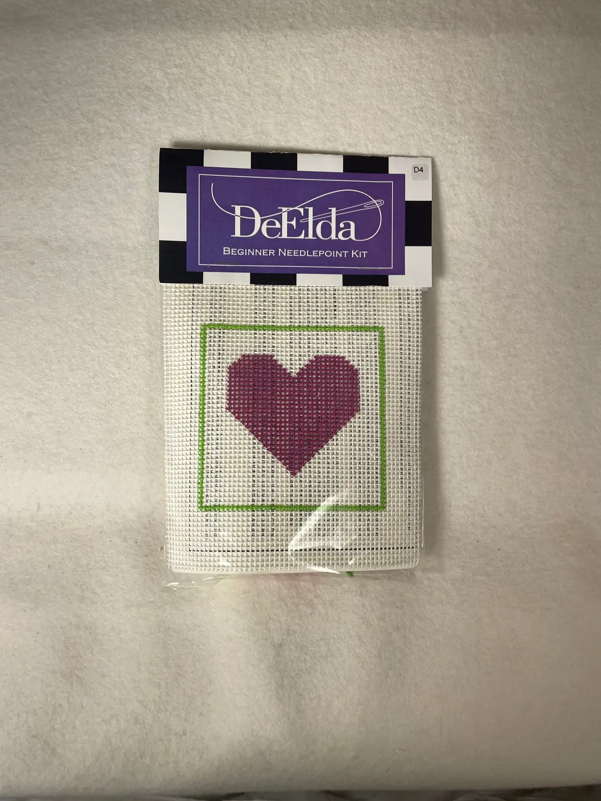 Deelda D4-Z Pink Heart Kit 1