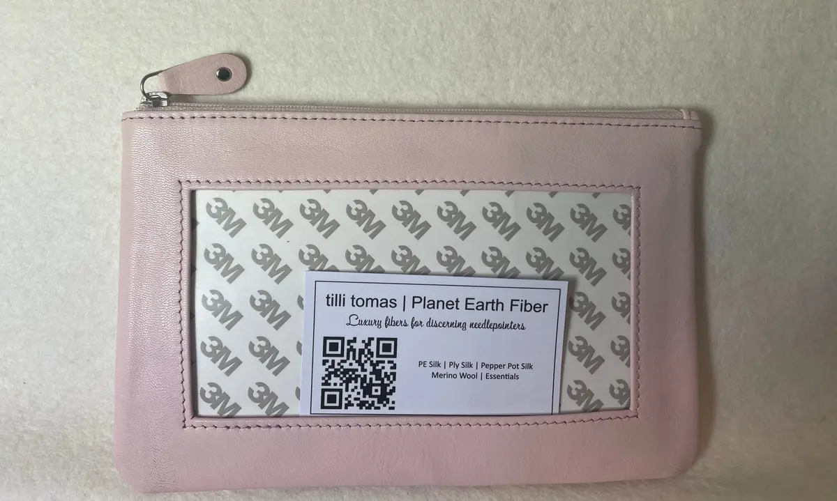 Planet Earth Lamb Skin Zip With Tassel / Lt Pink 1