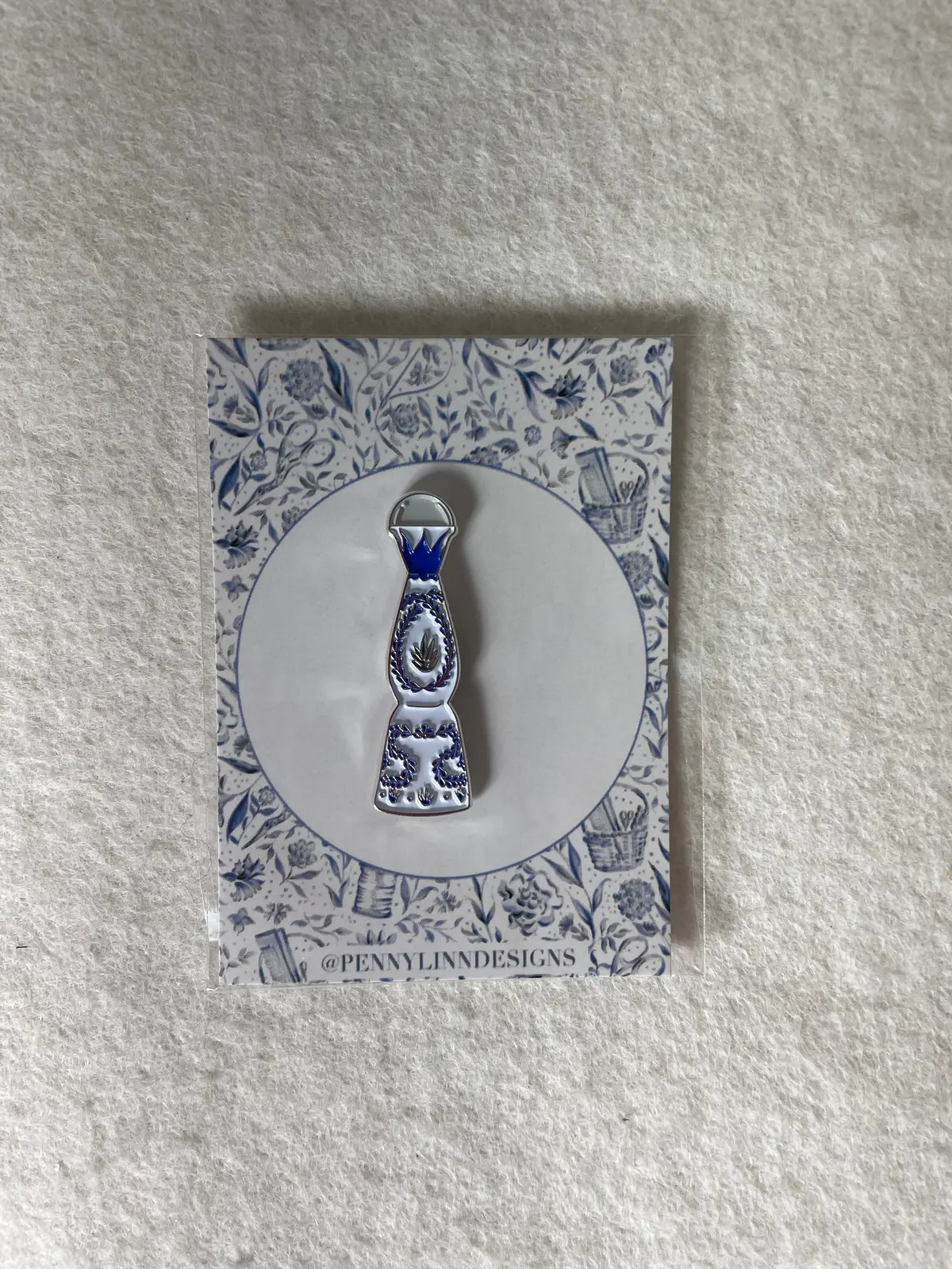 * Penny Linn Designs Tequila Bottle Needleminder 1