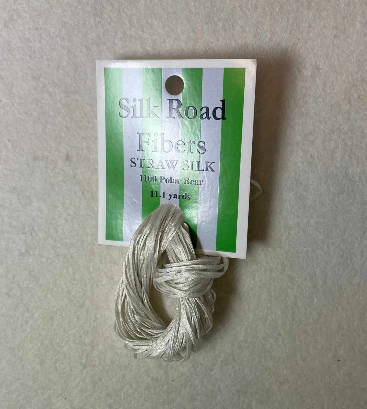 Straw Silk 1100 Polar Bear 1