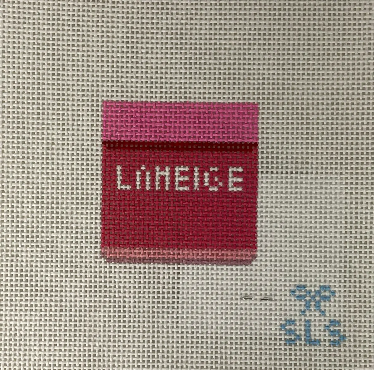 *Sls Needlepoint Lip Mask 1